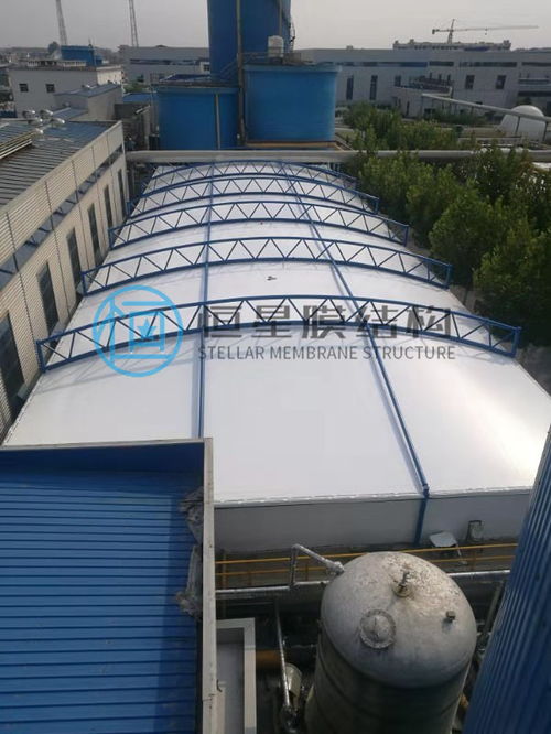 《膜材性能解析：揭秘未来建筑材料的关键》