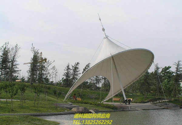 罗山景观膜结构车棚选用海德斯膜材3557