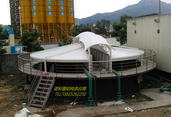 凌云张拉膜污水加盖选用卡斯蒂诺膜材K1050